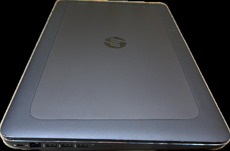 HP ZBook 17 G4 XEON E3-1535M QUADRO P4000 8GB GPU 32GB RAM 512GB SSD Q Lap200