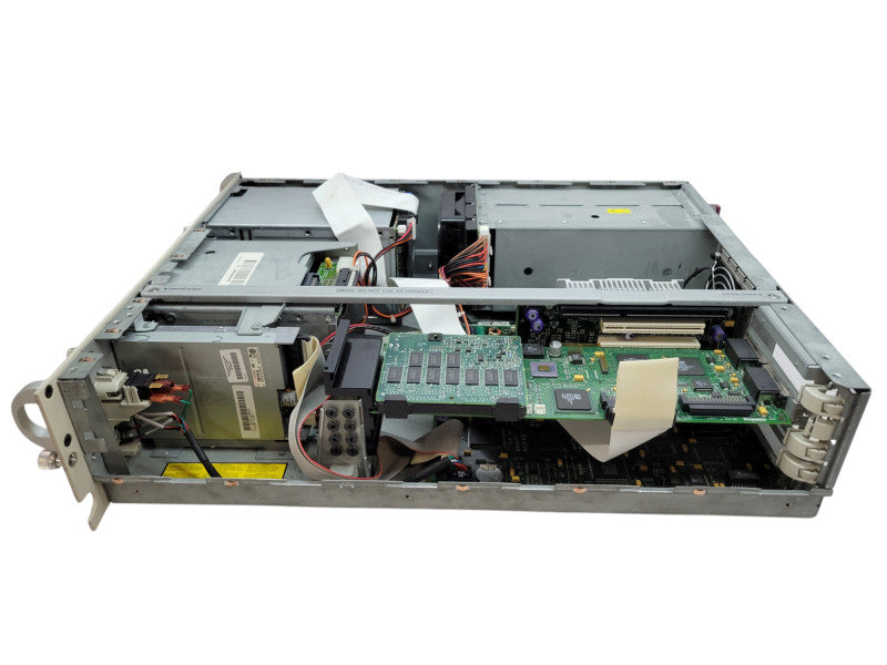 COMPAQ PROLIANT 1850R - Pentium III 550MHz 512MB RAM Smart 4200 225W PSU %
