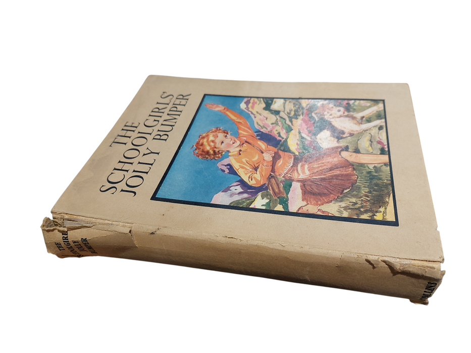 Bundle of 5 Vintage Childrens Story Books  =