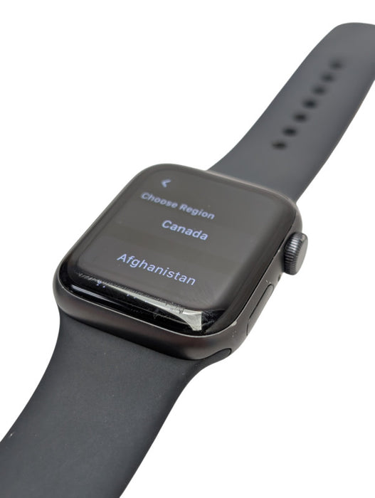 Apple Watch SE 40mm Aluminum Ceramic GPS Unlocked READ Q-