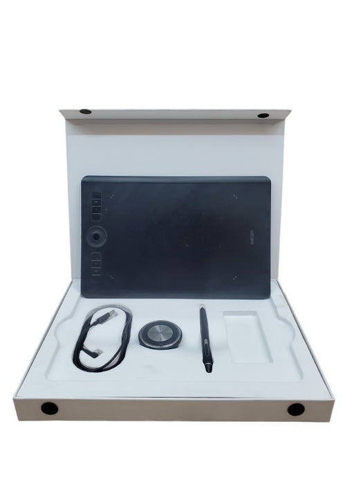 WACOM Intuos Pro Tablet PTH-660 with USB Cable, Pen Stylus and Stand