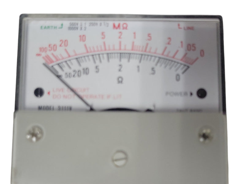 Kyoritsu Model 3111V 1000V Insulation & resistance tester, READ _