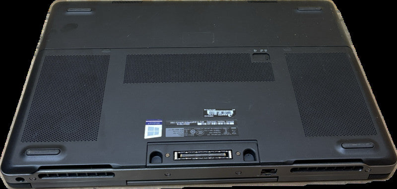 Dell Precision 7520 i5-7300HQ@2.5GHz Radeon Pro WX 2GB GPU 16GB RAM 256SSd  Lap200