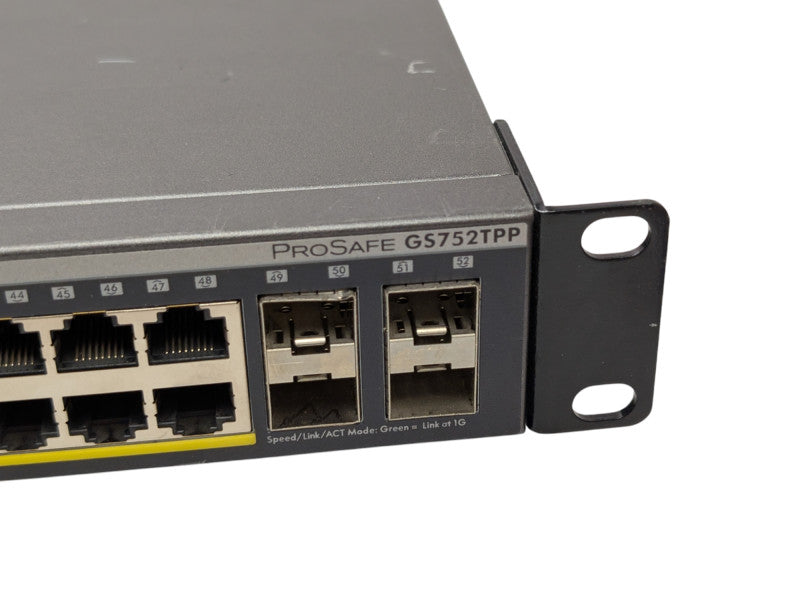 NETGEAR 48-Port Gigabit PoE+ Smart Managed Pro Switch 4 SFP Ports GS752TPP -