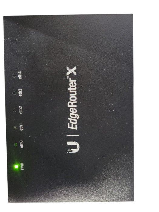 Ubiquiti Networks ER-X EdgeRouter X 5-Port Gigabit Wired Router, read Q_
