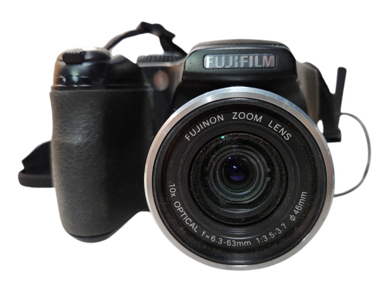 Fujifilm FinePix S Series S700 7.1MP Digital Camera, READ