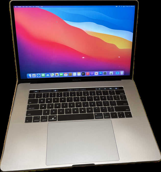 Apple MacBook Pro 15" 2017 i7-7700 16GB RAM For Parts/Repair READ!