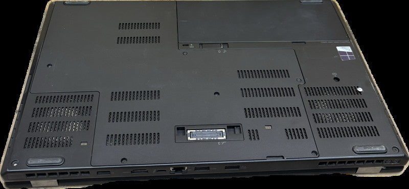 Lenovo ThinkPad P50 i7-6700HQ@2.6GHz QUADRO M1000M 2GB GPU 16GB RAM 256SSD  Lap200