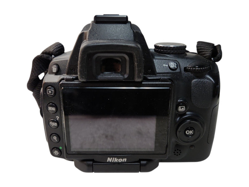 Nikon D D5000 12.3MP Digital SLR Camera Black Body Only, No Battery, READ