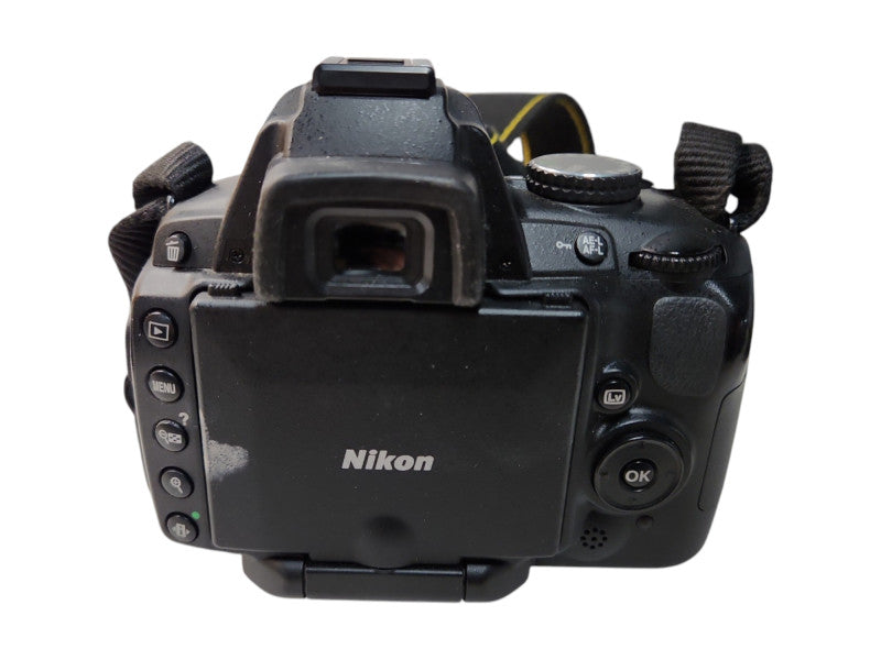 Nikon D D5000 12.3MP Digital SLR Camera Black Body Only, No Battery, READ