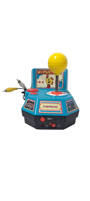Ms. Pac-Man 5 in 1 Plug and Play 2004 Jakks Pacific TV Namco Video Game