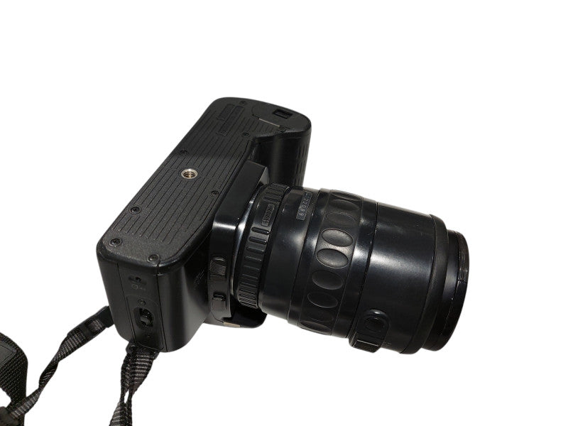 Pentax PZ10 35mm Camera with Pentax 28-105 with Battery Made in Japan =