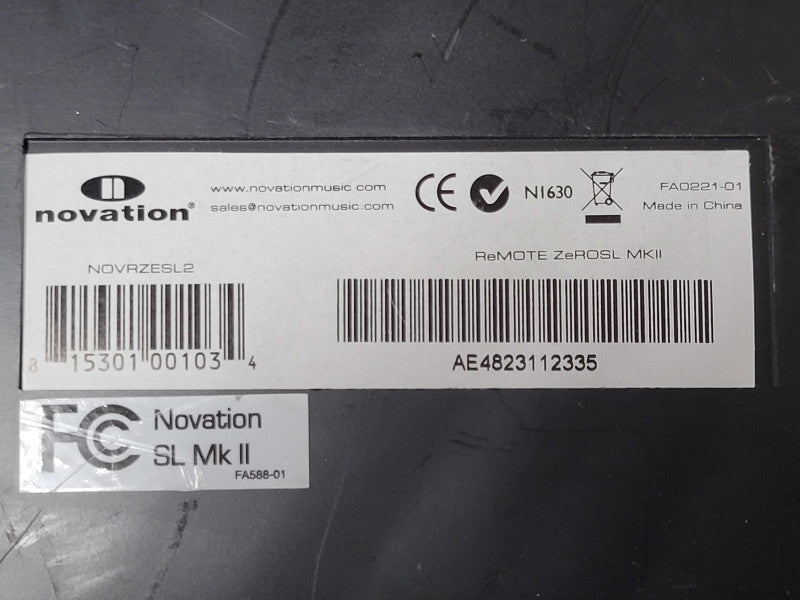 Novation ZeRO SL MkII Hardware MIDI Performance Controller, READ _