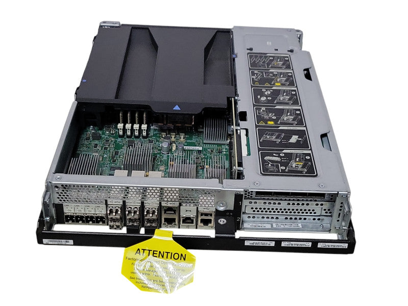 NETAPP 111-02493+B1 Storage Controller Module NetApp FAS8200 _