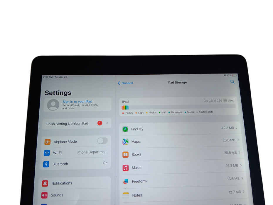 Apple iPad Pro 12.9-inch 1st Gen - Space Gray - 256GB [A1584]