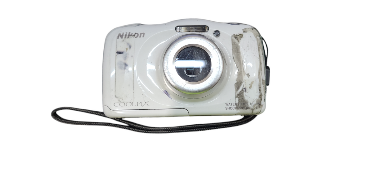 Nikon Coolpix S33 Waterproof Digital Camera 13.2MP — retail.era