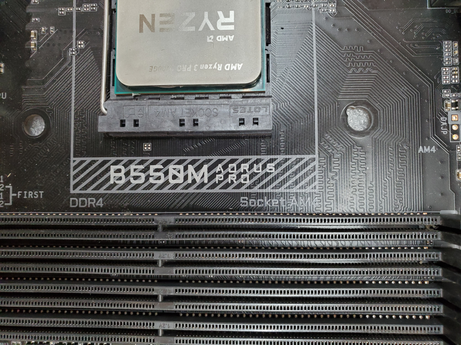 Gigabyte B550M Aorus Pro Motherboard - Ryzen 3 PRO 2200GE - No RAM