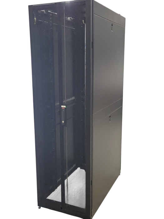 APC AR3100 NETSHELTER ENCLOSURE 42U 600MM X 1070MM SERVER RACK DATA CABINET Q_