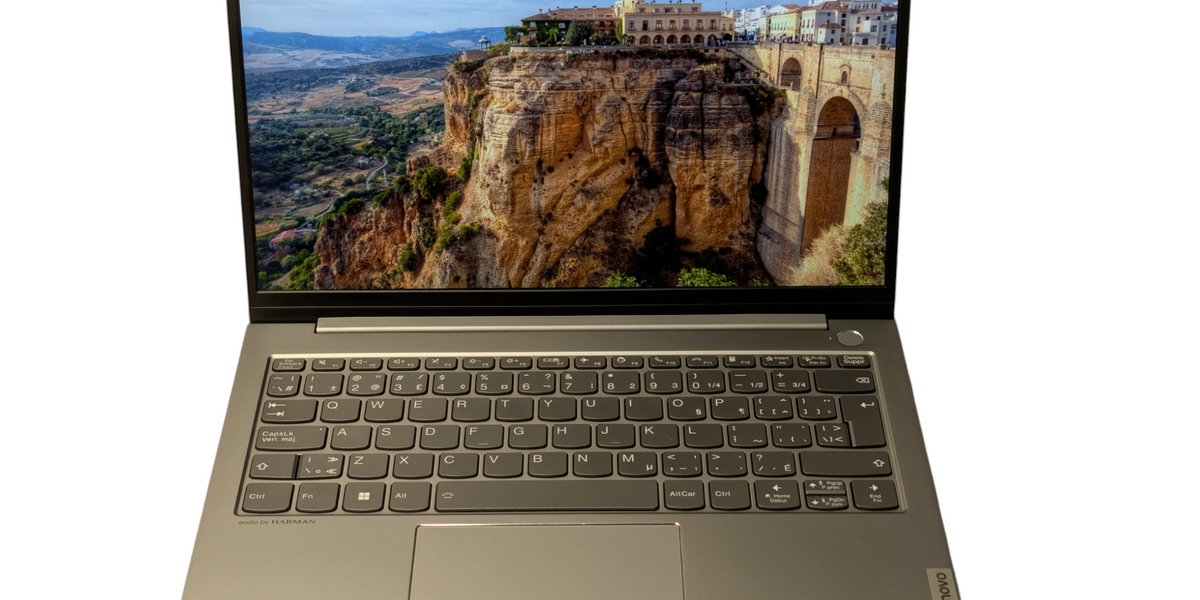 Lenovo ThinkBook 13s G4 IAP Intel Core i5-1240P 8GB RAM 256GB NVMe