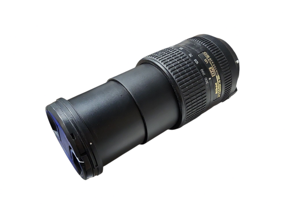 Nikon AF-S DX NIKKOR 18-300mm F/3.5-6.3G ED VR Lens