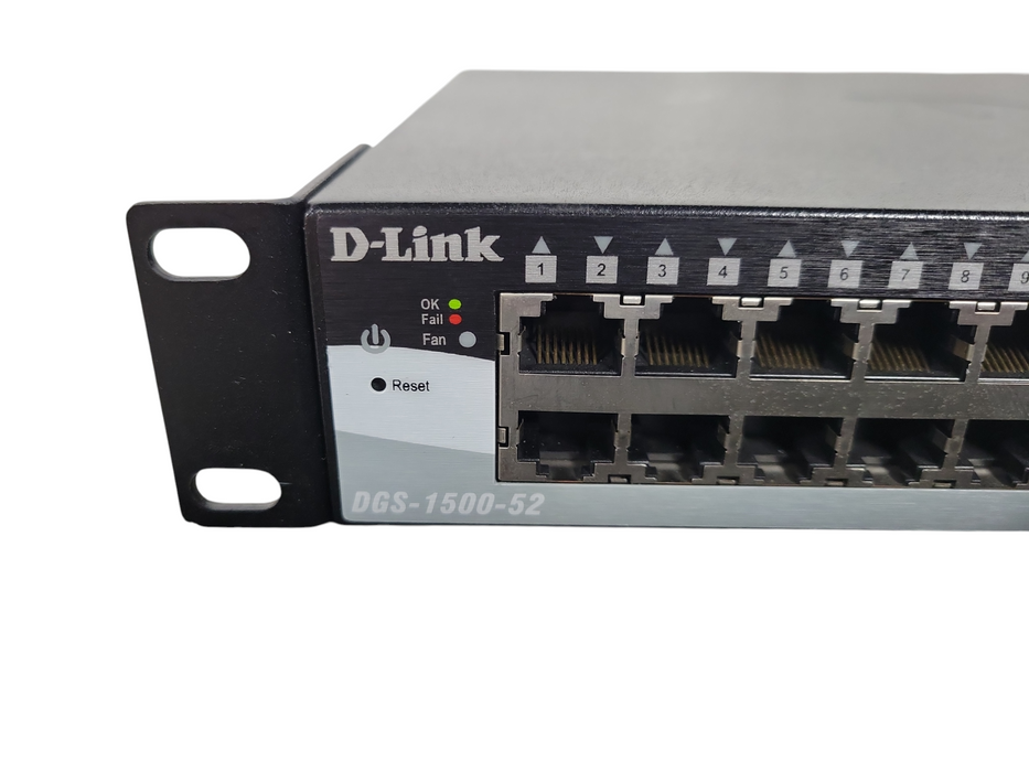 D-Link DGS-1500-52 52-Port SmartPro Switch With 4 Gigabit SFP Ports !