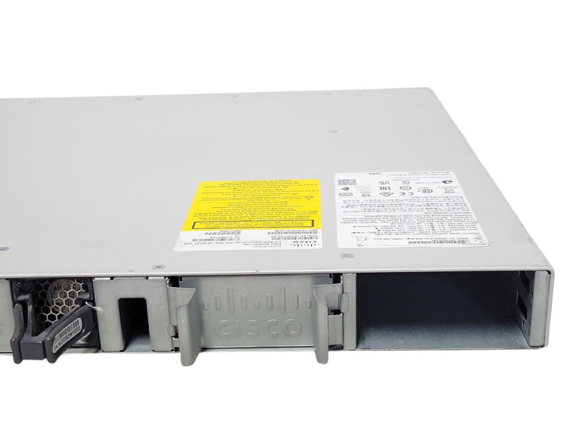 Cisco Catalyst C9300L-24P-4G-E Managed 24-Port Gig, 4x SFP Switch, READ _
