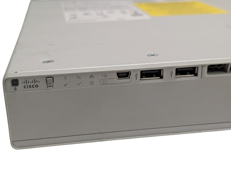 Cisco Catalyst C9200L-24P-4G-E v01 24 Post PoE+ Gigabit Managed Switch -