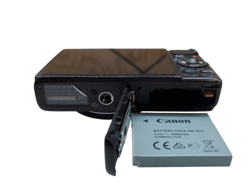 Canon PowerShot S120 12.1MP Digital Camera + Battery *read*