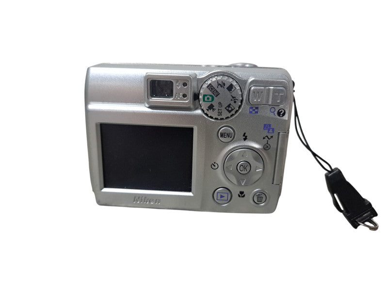 Nikon Digital Camera Coolpix 5600 5.1MP