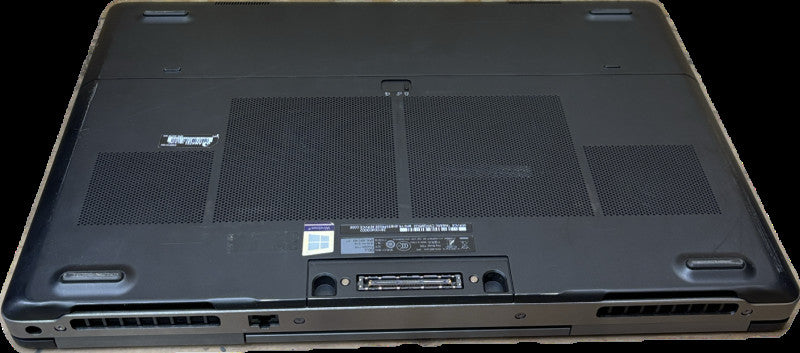 Dell Precision 7720 i7-6820HQ@2.7GHz QUADRO P3000 6GB GPU 16GB RAM 256SSDcw  Lap200
