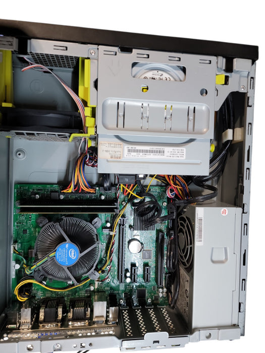 Custom PC  i3 - 9100 @ 3.60GHz 16GB DDR4 Ram θ