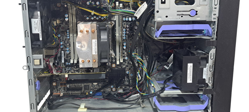 Lenovo P520c Intel Xeon W-2123| 16GB DDR4|NO HDD|AMD Radeon R7 240 2GB