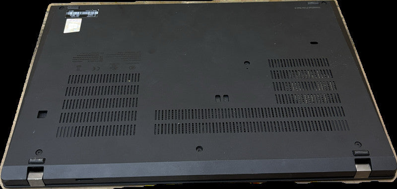 Lenovo ThinkPad P14s Gen 2  i7-1185G7 NVIDIA T500 4GB GPU 16GB 256SSD  Lap200