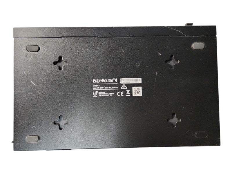 Ubiquiti ER-4 EdgeRouter 4 Port Gigabit Router with 1 x SFP Port