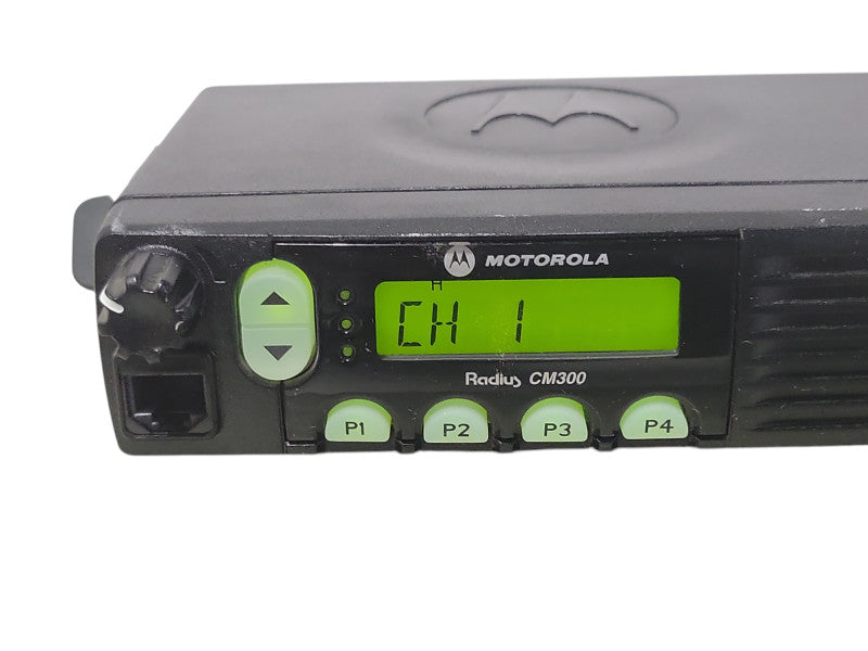 Motorola Radius CM300 AAM50RNF9AA1AN 32 Channel UHF w/ Power supply, READ _
