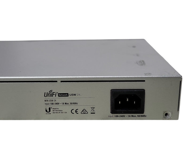 Ubiquiti Networks UniFi USW-24 Gigabit Switch 2x SFP, 24-Port, READ _
