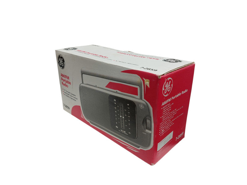GE AM/FM Portable Radio in box =