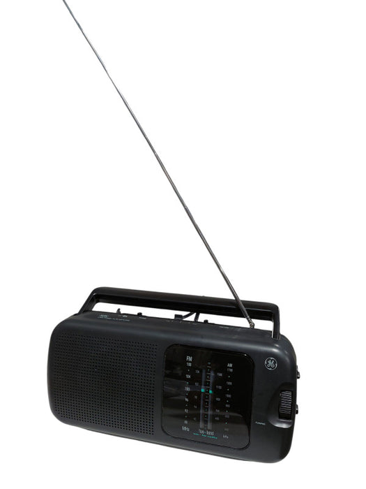 GE AM/FM Portable Radio in box =