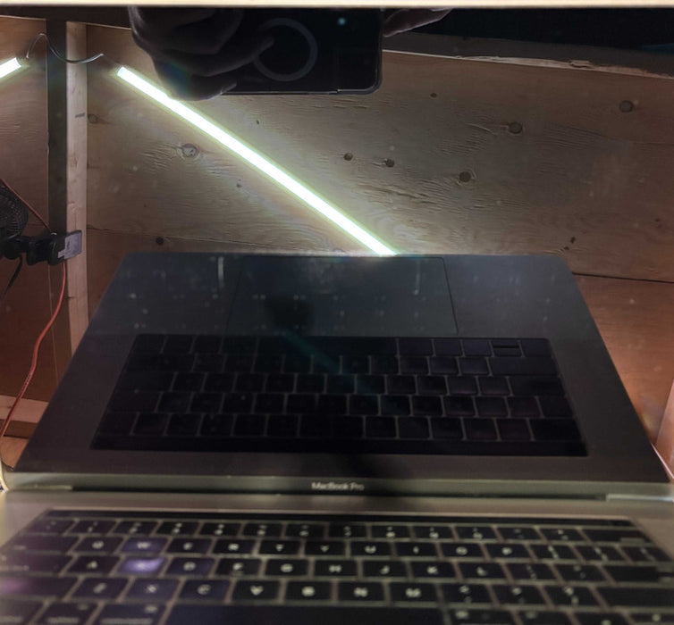 Apple MacBook Pro 15" 2016 i7-6920HQ Radeon Pro 460 4GB GPU 16GB 1TB READ!