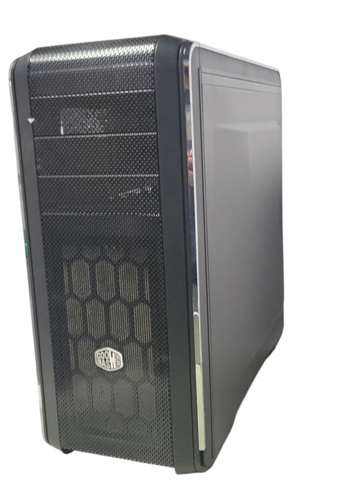 Cooler Master computer case with 760W Power supply and 3x HDD Caddies Q_