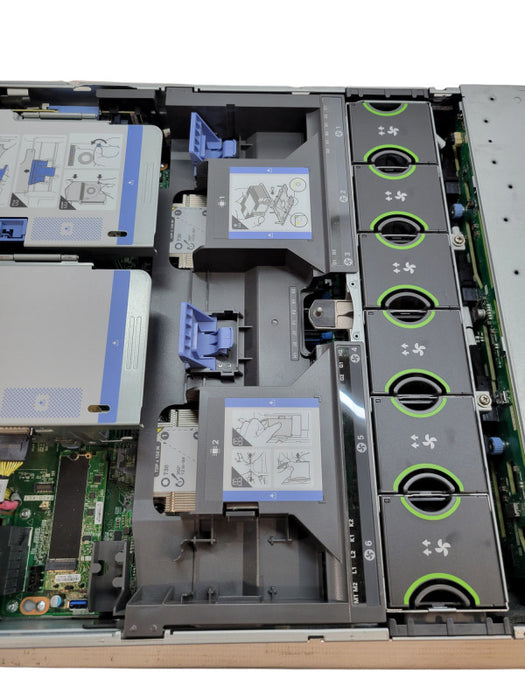 Cisco UCS C240 M5 - 2x Xeon Silver 4110 128GB DDR4 LSI SAS3516 2x1050W PSU %