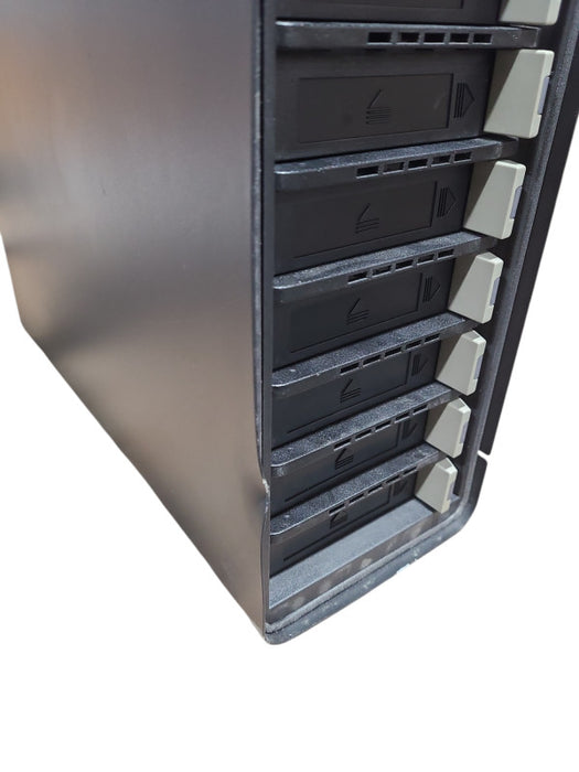 Data Robotics Drobo Pro DRPR1-A 8-Bay NAS Storage Array *READ*