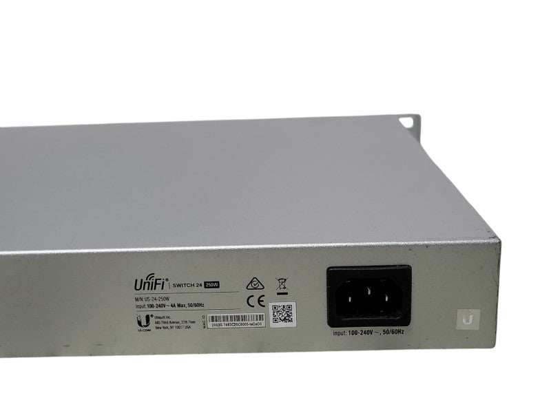 Ubiquiti Networks UniFi US-24-250W 24-Port Switch, READ _