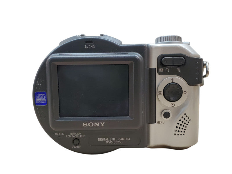 Sony MVC-CD250 2.0MP Digital Still Camera + Battery/Charger/Case