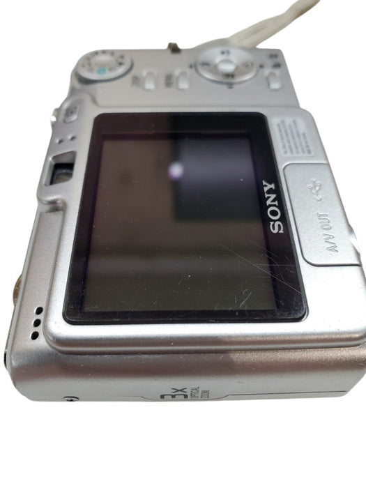 Sony Cyber-shot DSC-W35 7.2MP Digital Camera + Battery