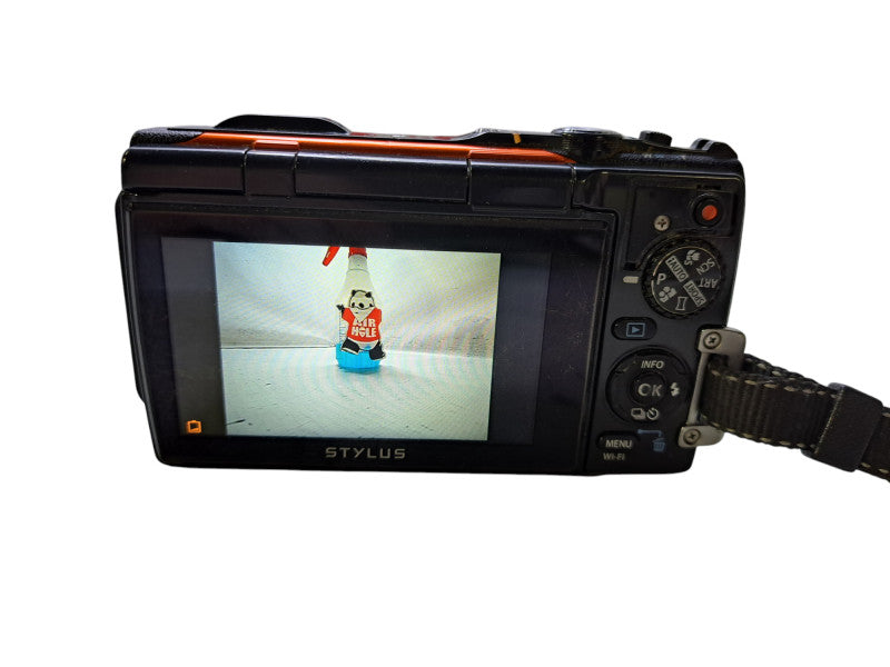 Olympus Stylus Tough TG-860 16.0MP Waterproof Digital Camera w/ Battery