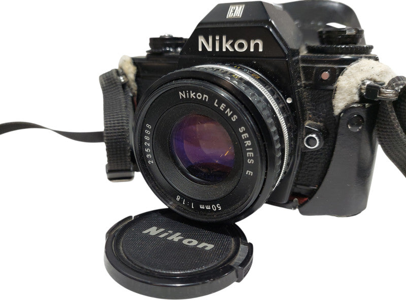 Vintage Nikon EM 35mm Camera CF-11 Case  Made in Japan  =