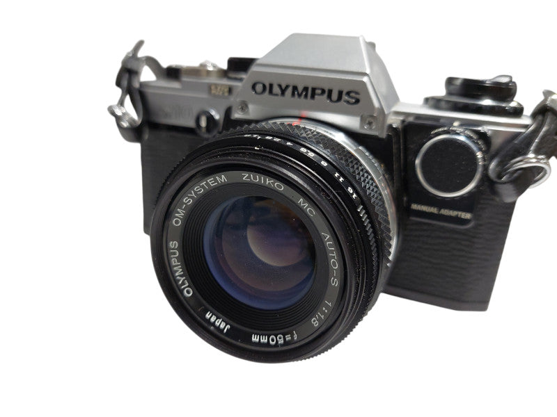 Vintage Olympus OM10 Camera 35mm SLR with case Made in Japan  =