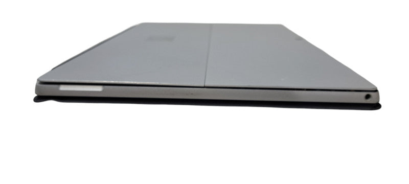 Mmicrosoft Surface pro 1796| i5-7300U|8GB DDR3 RAM|256GB SSD