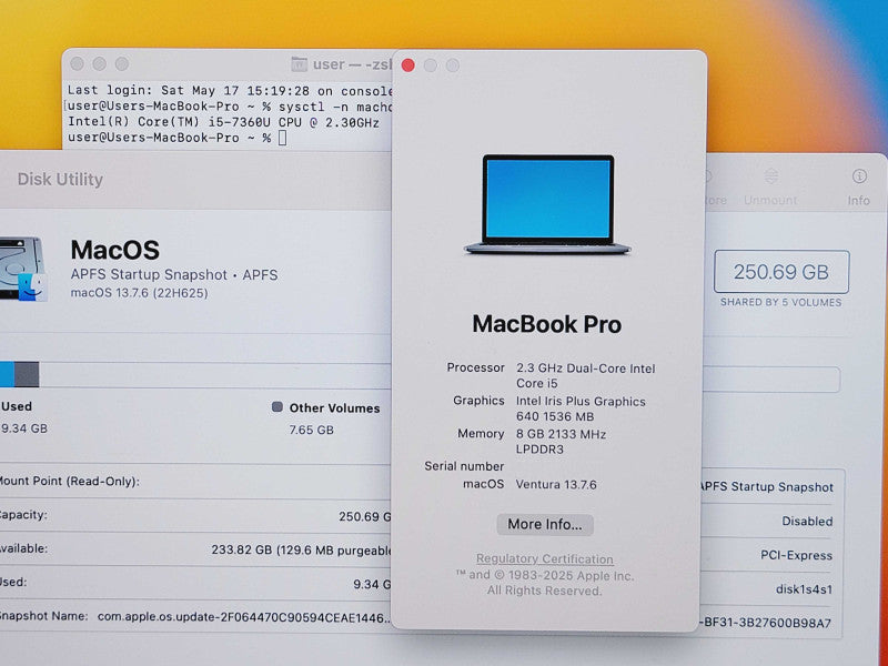 Apple Macbook Pro 2017 13" 2-Core i5-7360U @ 2.3GHz 8GB DDR3 250GB SSD (